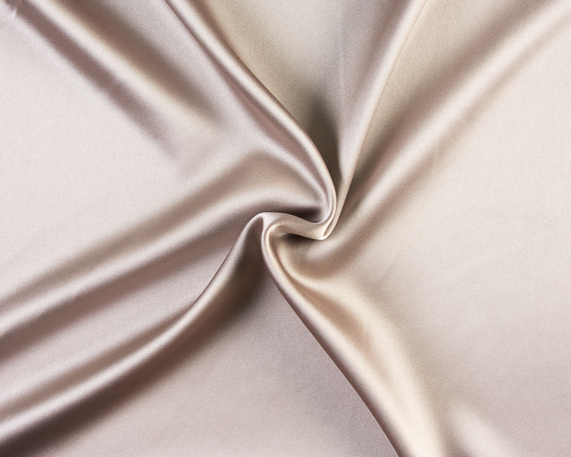 Cetim Duchesse c/ Lycra 40